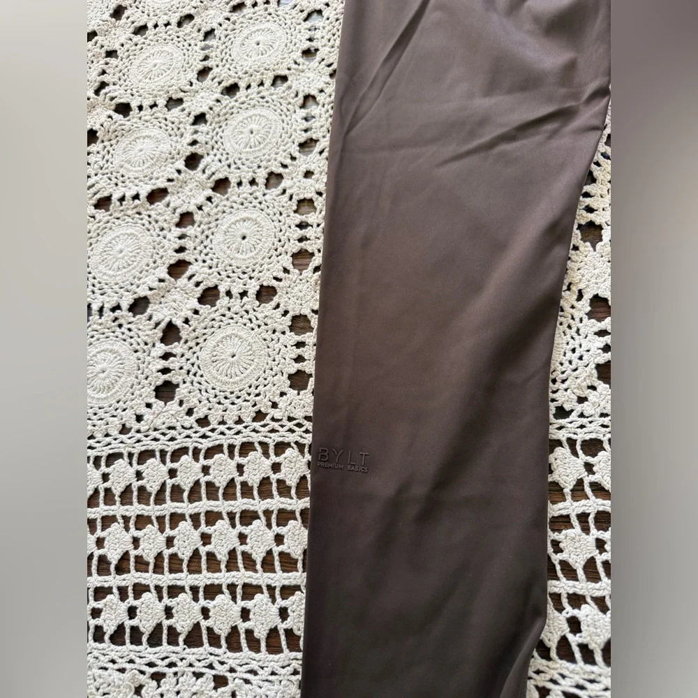 BYLT Premium Basics Meta Workout Set Size Small Coffee Brown